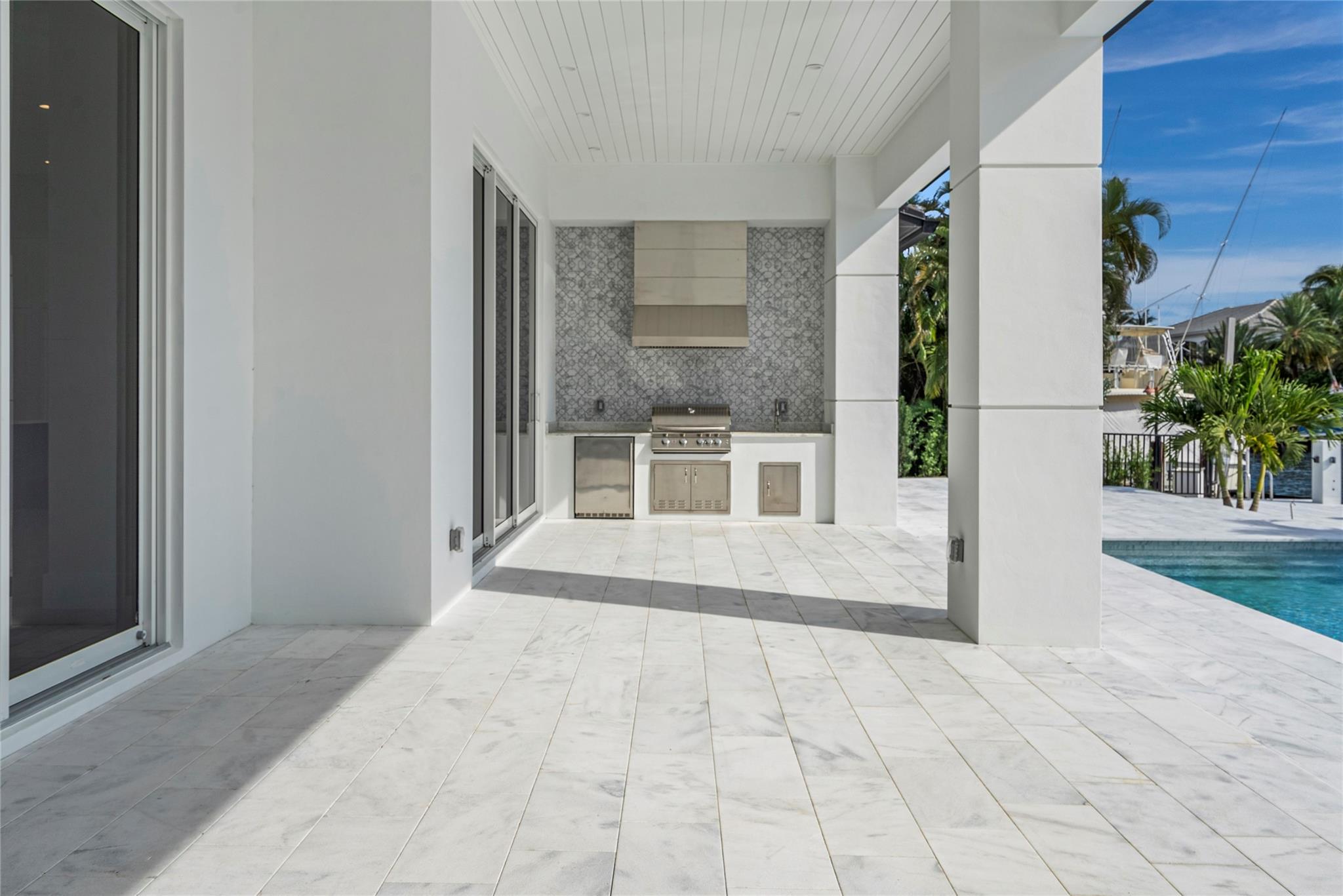 Hillsboro Isles 29-4 B - Residential