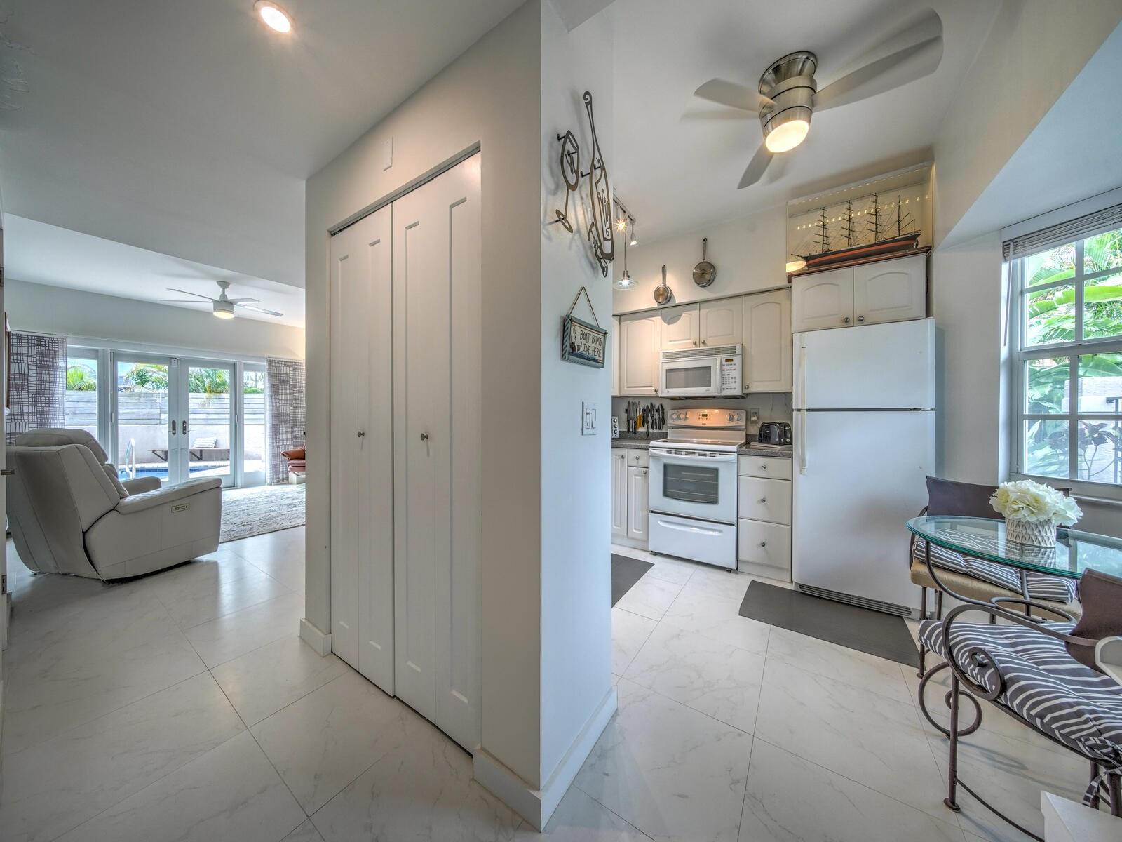 Casa Bayview - Residential