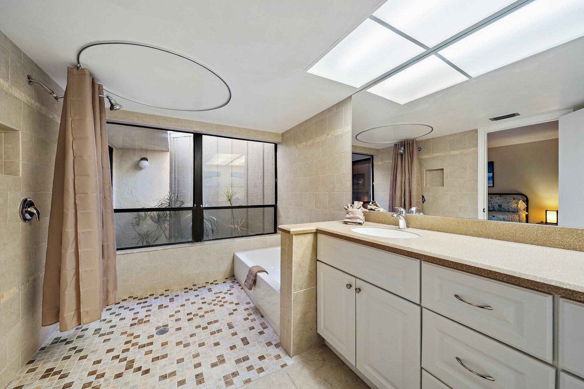 SEA LOFTERS CONDO - Residential Lease