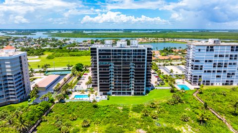 A home in Hutchinson Island