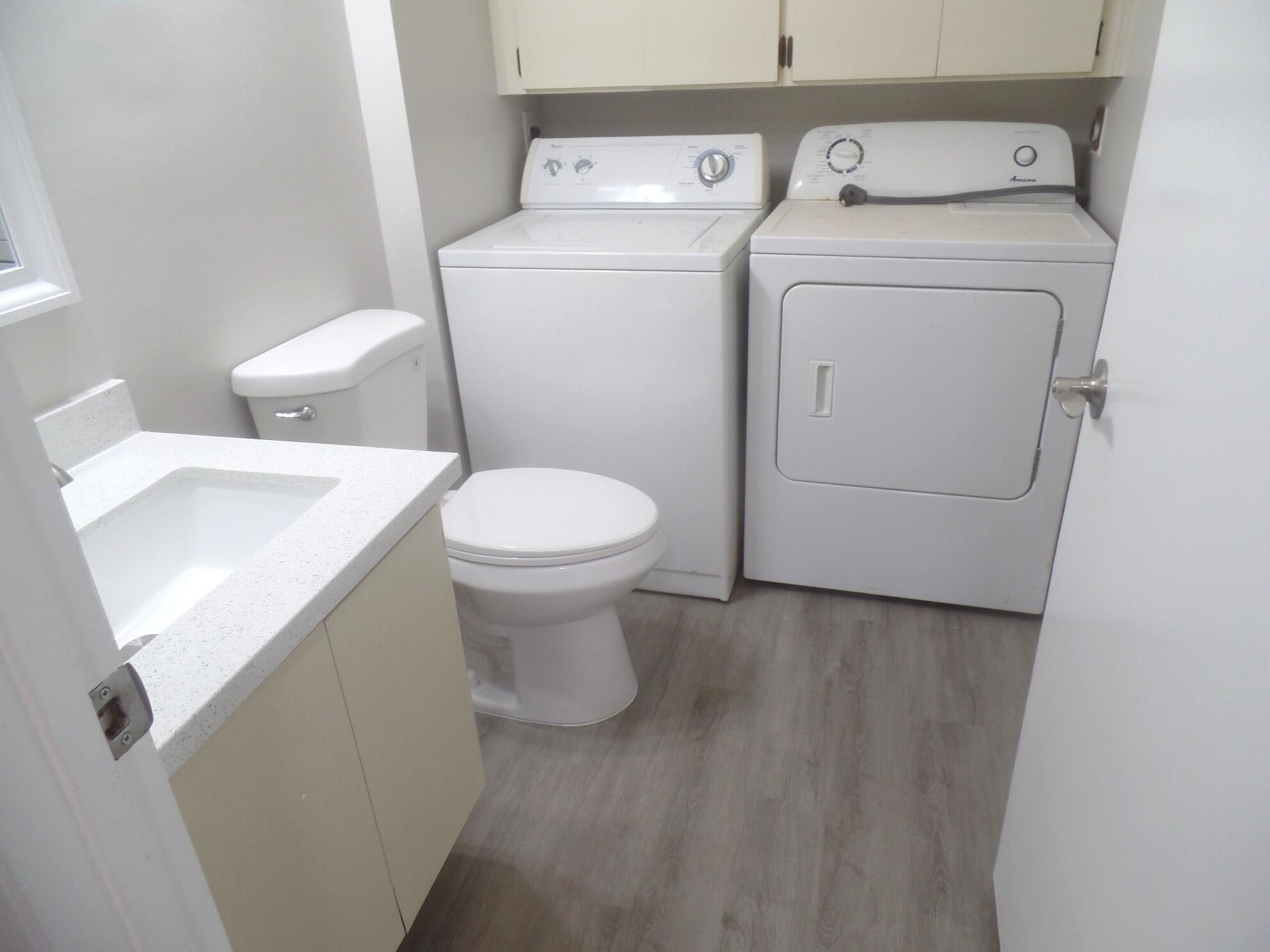 WATERSIDE LUXURY TOWNHOMES CONDO - Residential