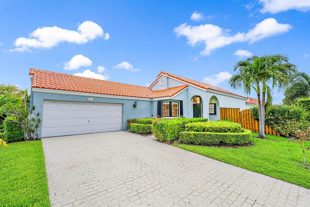 Photo of 2671 Towle Drive, Palm Beach Gardens, FL 33410 (MLS # R10898986)