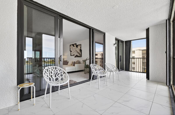 SANDPOINTE BAY CONDO - Residential