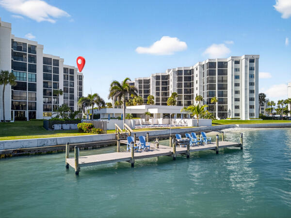 SANDPOINTE BAY CONDO - Residential