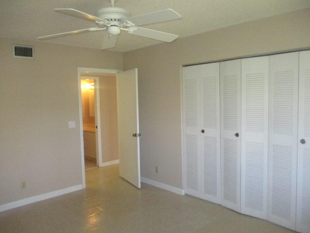 HIGH POINT OF DELRAY WEST CONDO SEC 3 - Residential