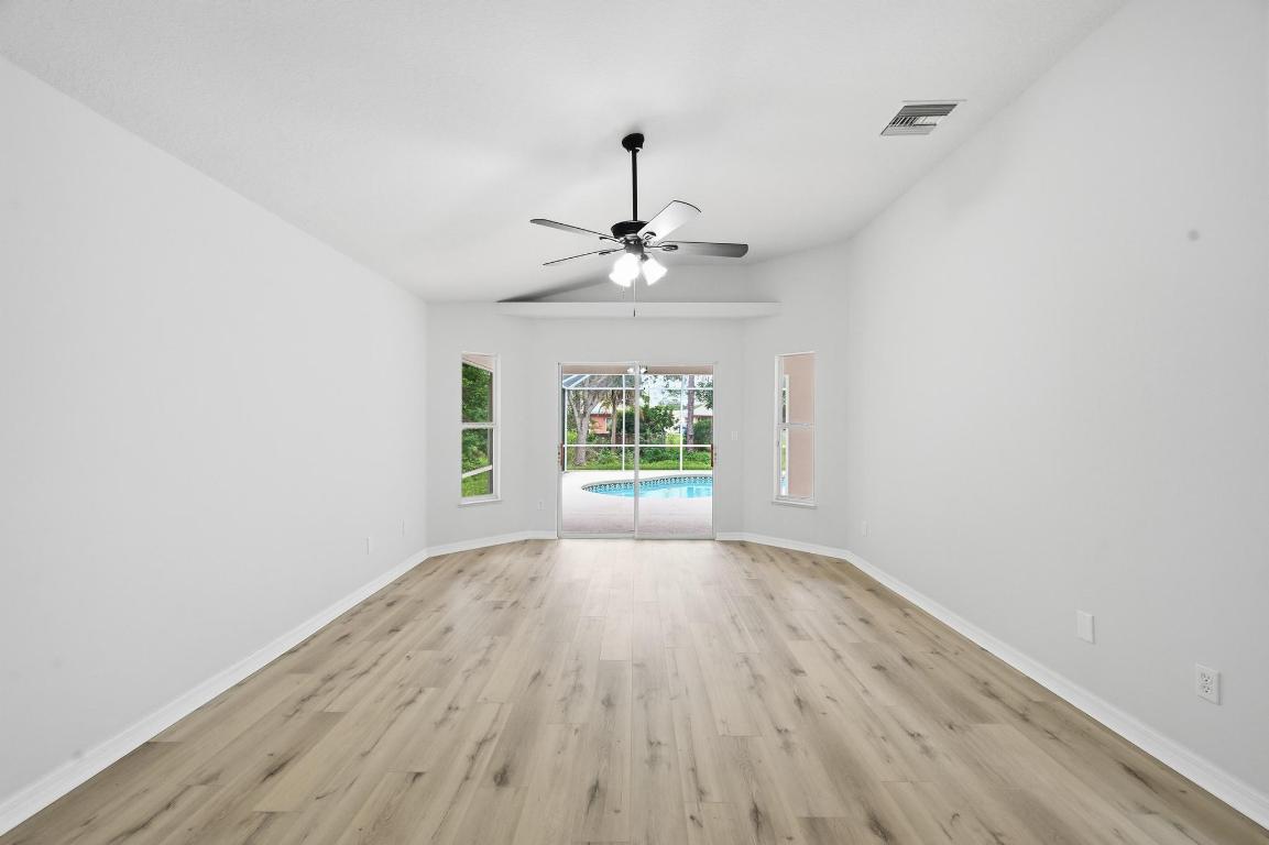 PORT ST LUCIE SECTION 14 - Residential