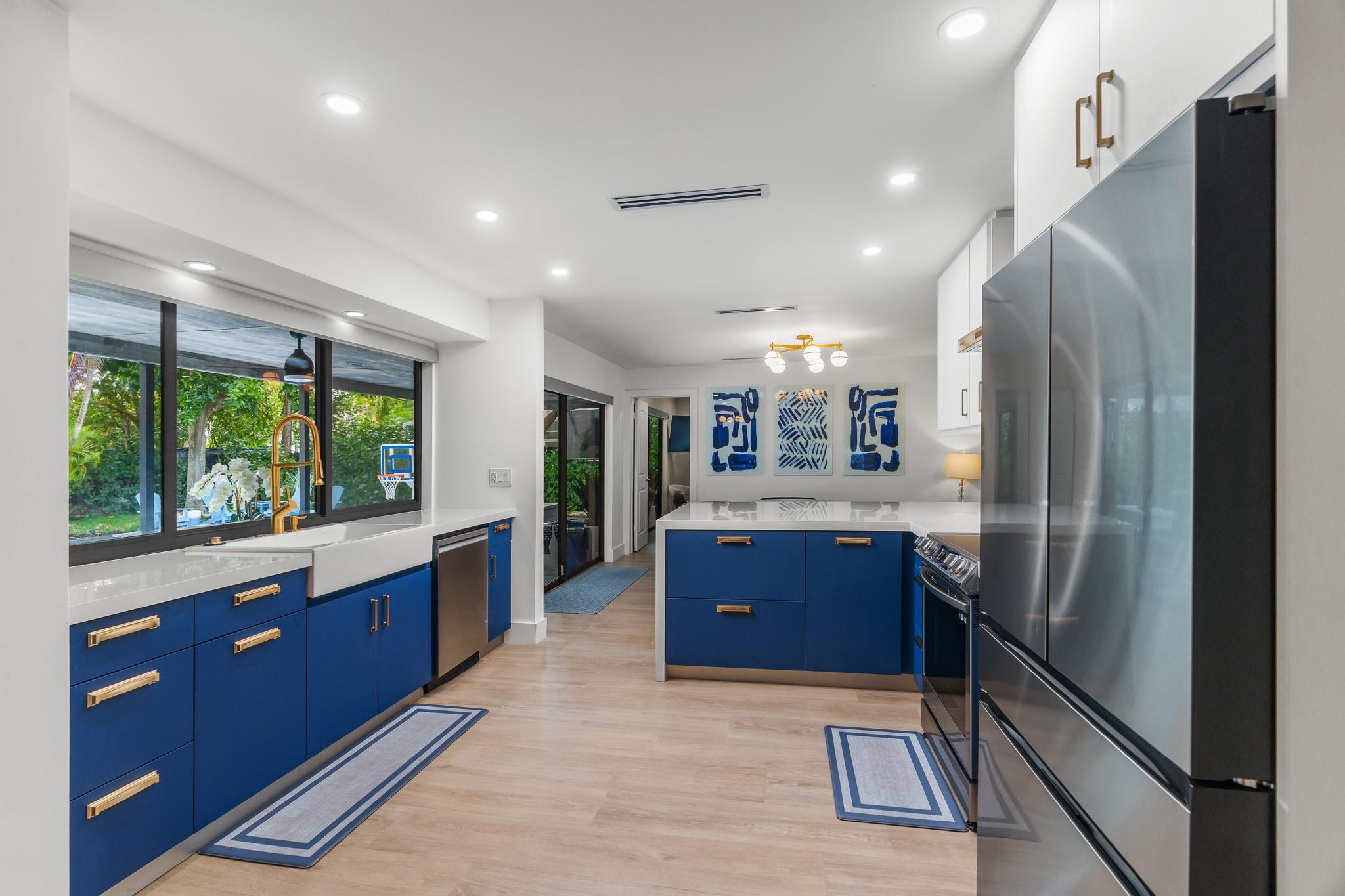 599 SW 8th Ter