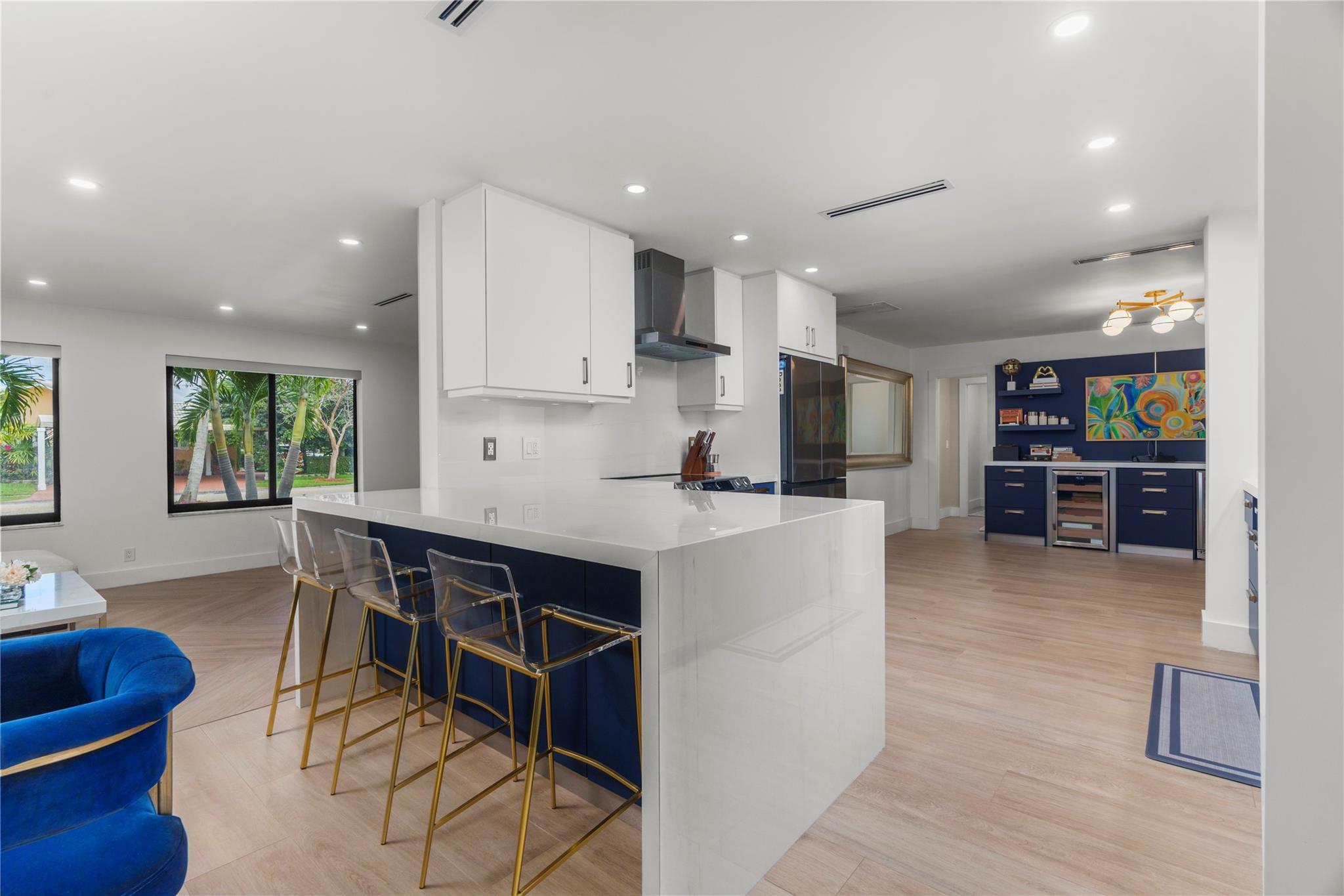 599 SW 8th Ter