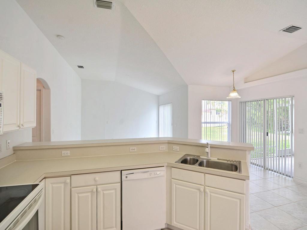 PORT ST LUCIE-SECTION 44 - Residential