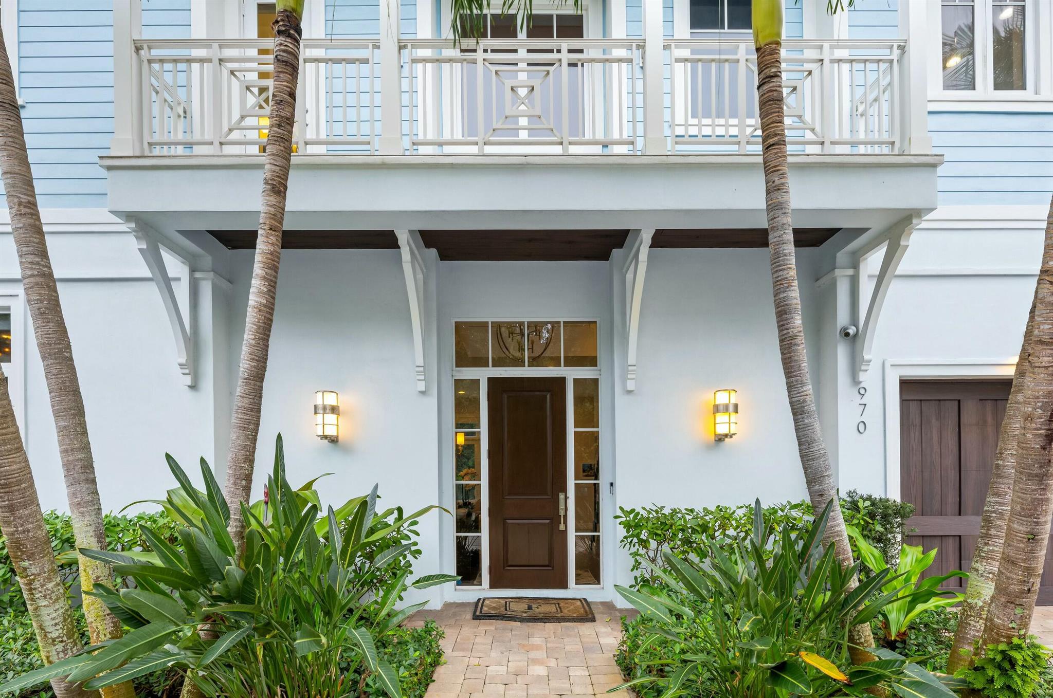 970 Lago Mar Lane