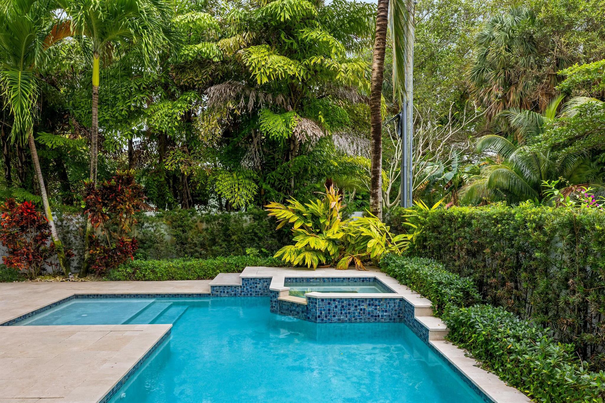 Lago Mar Shores - Residential