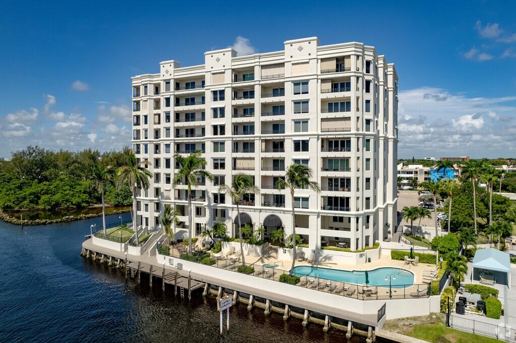 THIS IS THE MOST FABULOUS NEWLY RENOVATED UNIT WITH DIRECT INTRACOASTAL VIEWS . 1800 SQ. FT. OF HIGH QUALITY FINISHES THROUGHOUT, LARGE SPACIOUS ROOMS, NICE TERRACE, A DEDICATED OFFICE/DEN, NEUTRAL COLORS . BUILDING HAS FULL AMENITIES INCLUDING 24 HR. SECURITY, UNDERGROUND PARKING, GREAT GYM. LARGE POOL AREA WITH HOT TUB DIRECTLY ON THE INTRACOASTAL, LARGE PARTY ROOM , CABLE AND WIFI INCLUDED. MUST BE SEEN...OWNER WILL CONSIDER SHORTER RENTAL PERIOD AT ADJUSTED PRICE