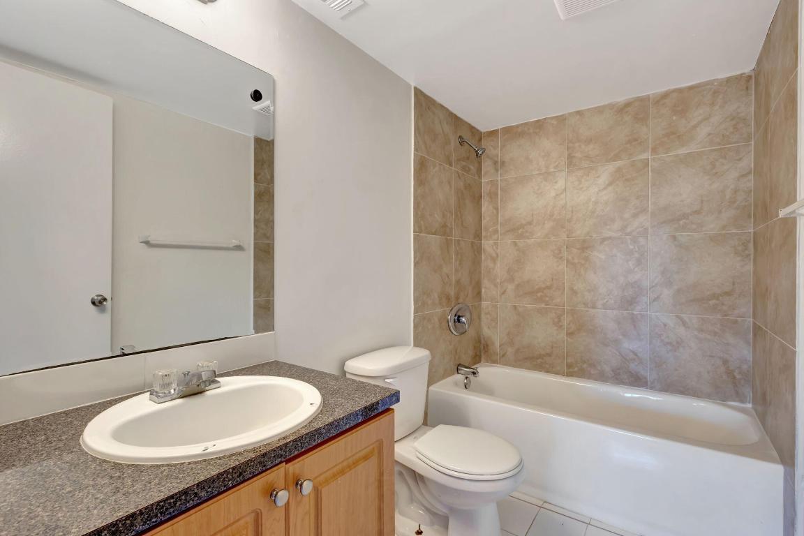 PARK VIEW AT PALM BEACH CONDO - Residential