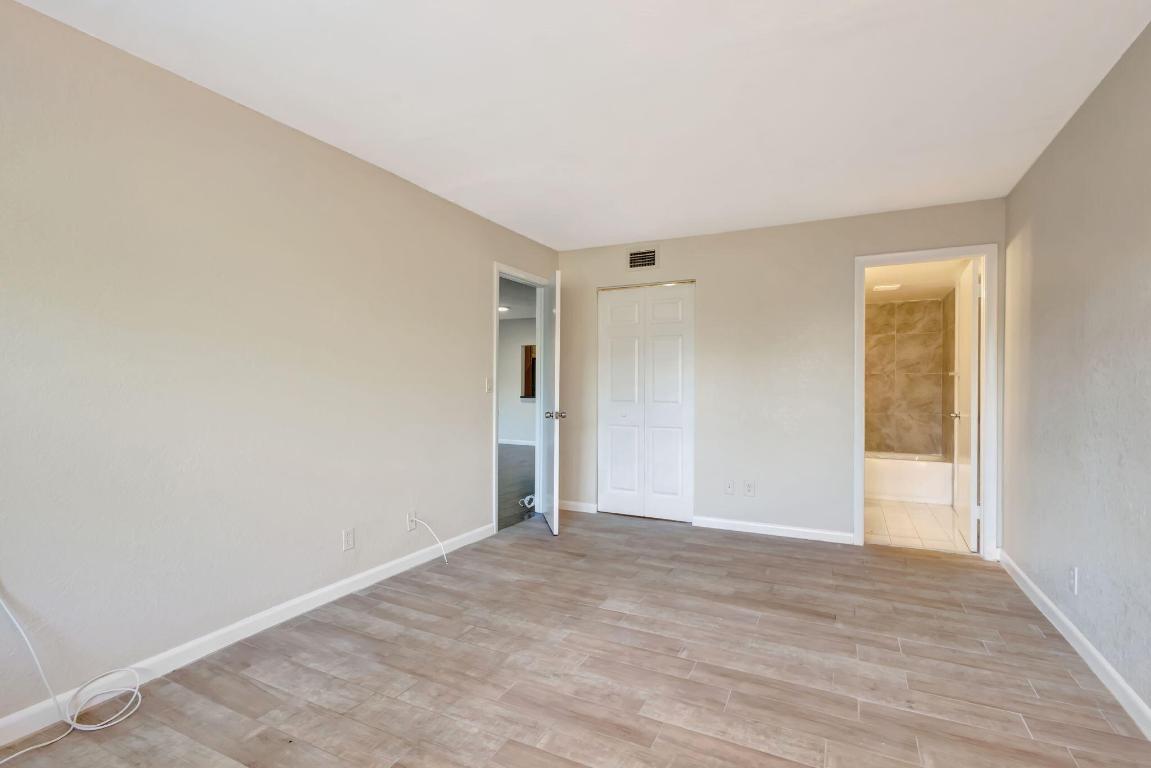 PARK VIEW AT PALM BEACH CONDO - Residential