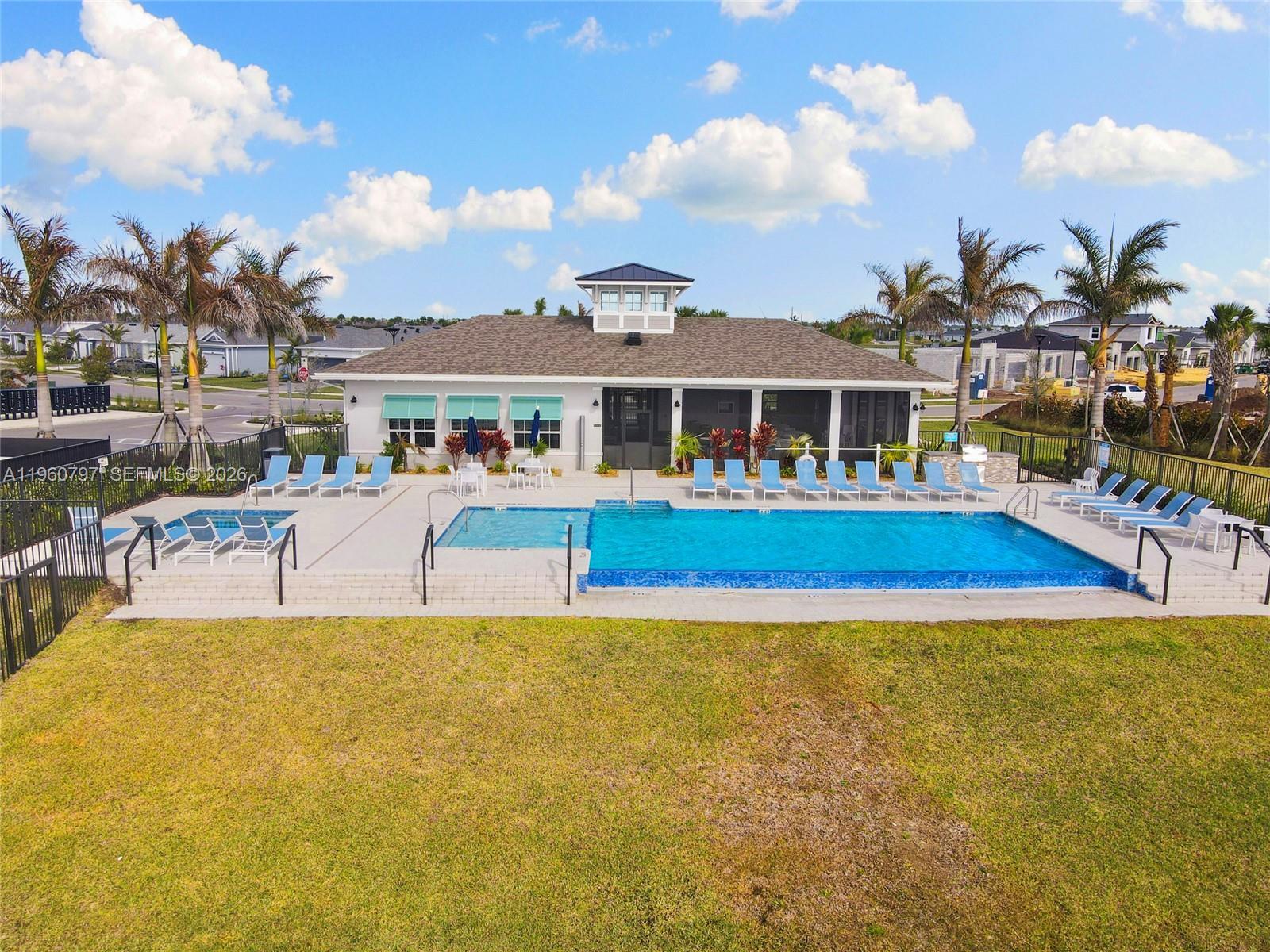 SOUTHERN GROVE PARCEL 28 REPLAT - Residential