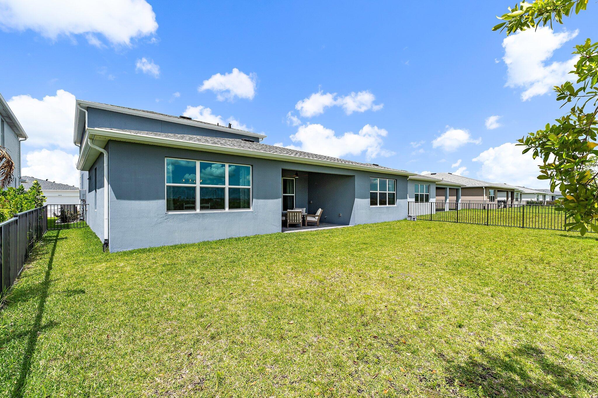 SOUTHERN GROVE PARCEL 28 REPLAT - Residential