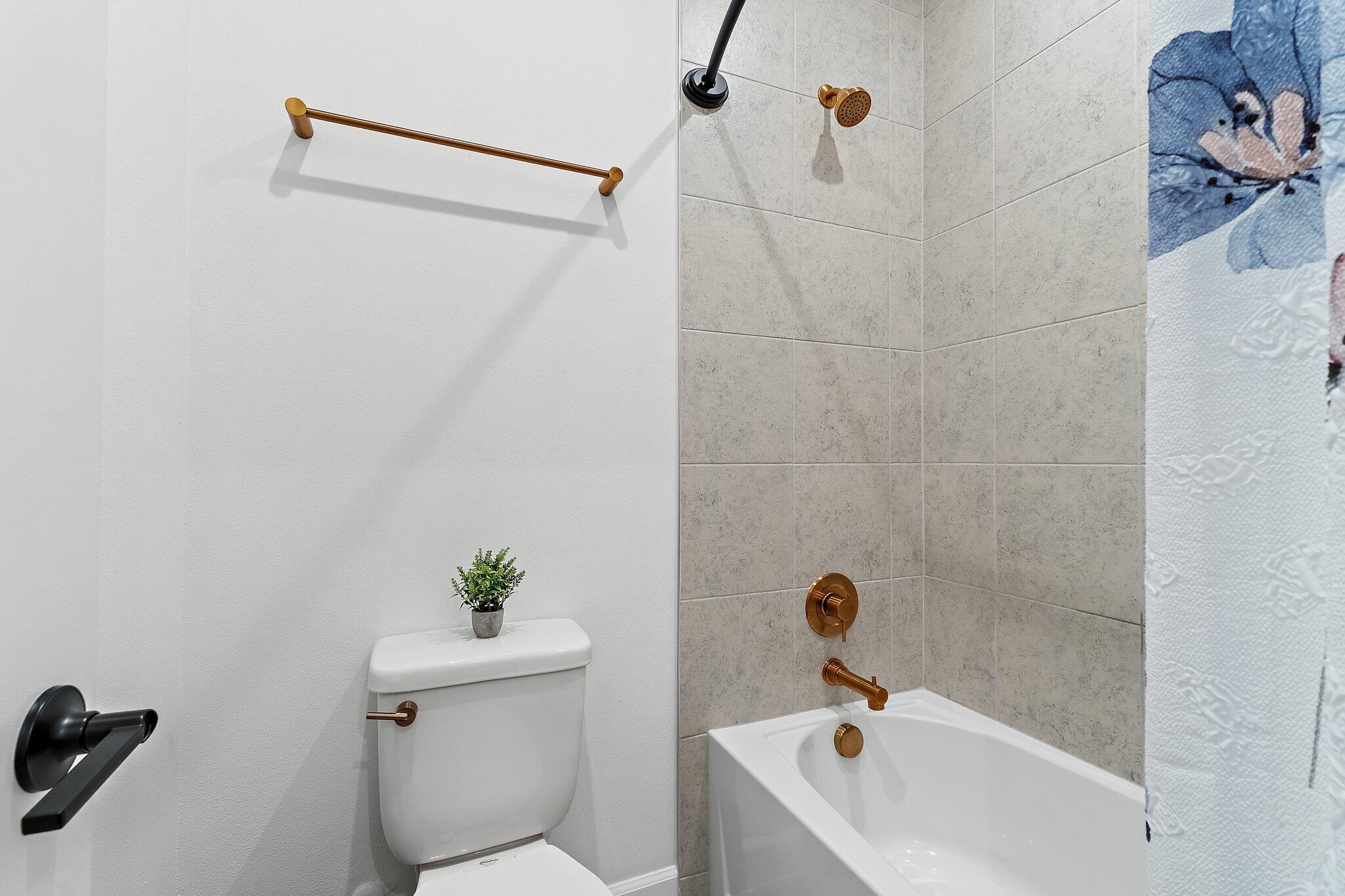 SOUTHERN GROVE PARCEL 28 REPLAT - Residential