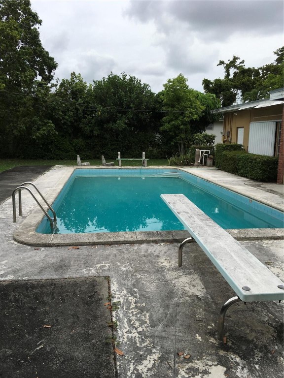 Country Club Estates Sec - Residential