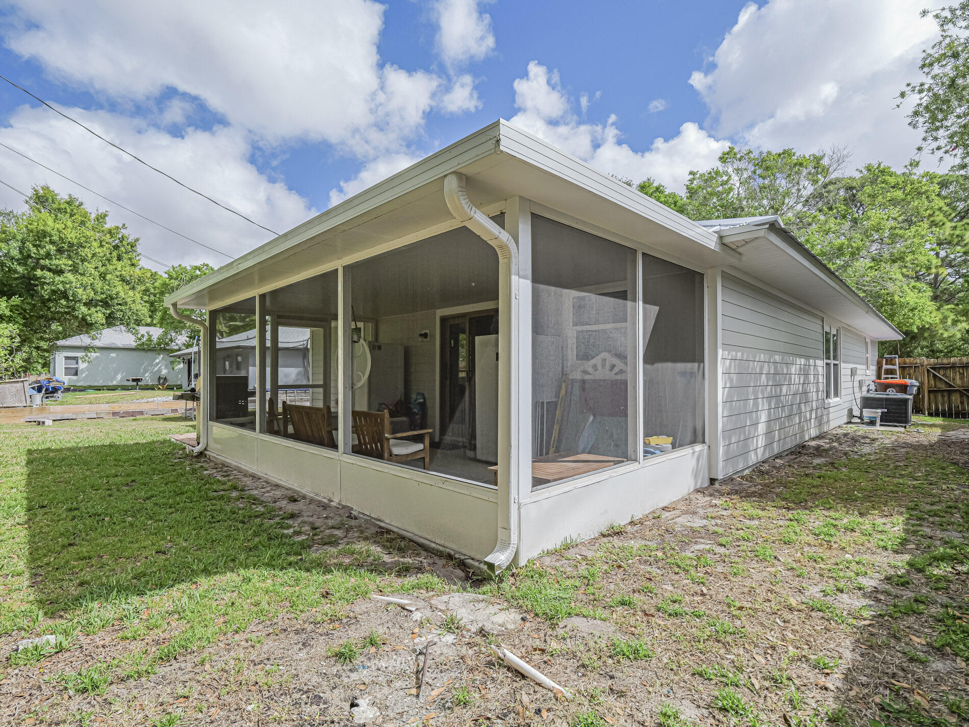 PARADISE PARK UNIT NO 2 - Residential