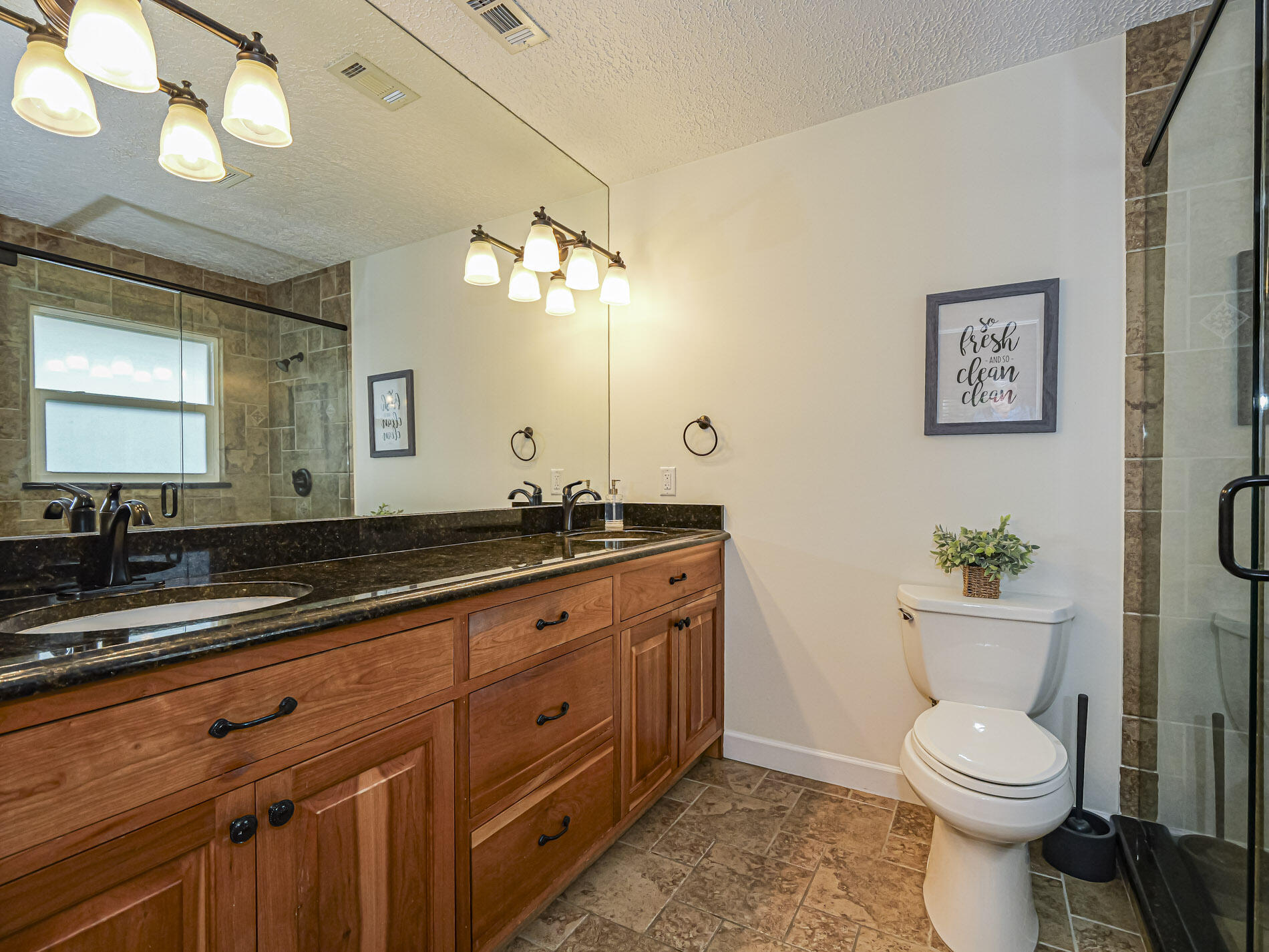 PARADISE PARK UNIT NO 2 - Residential