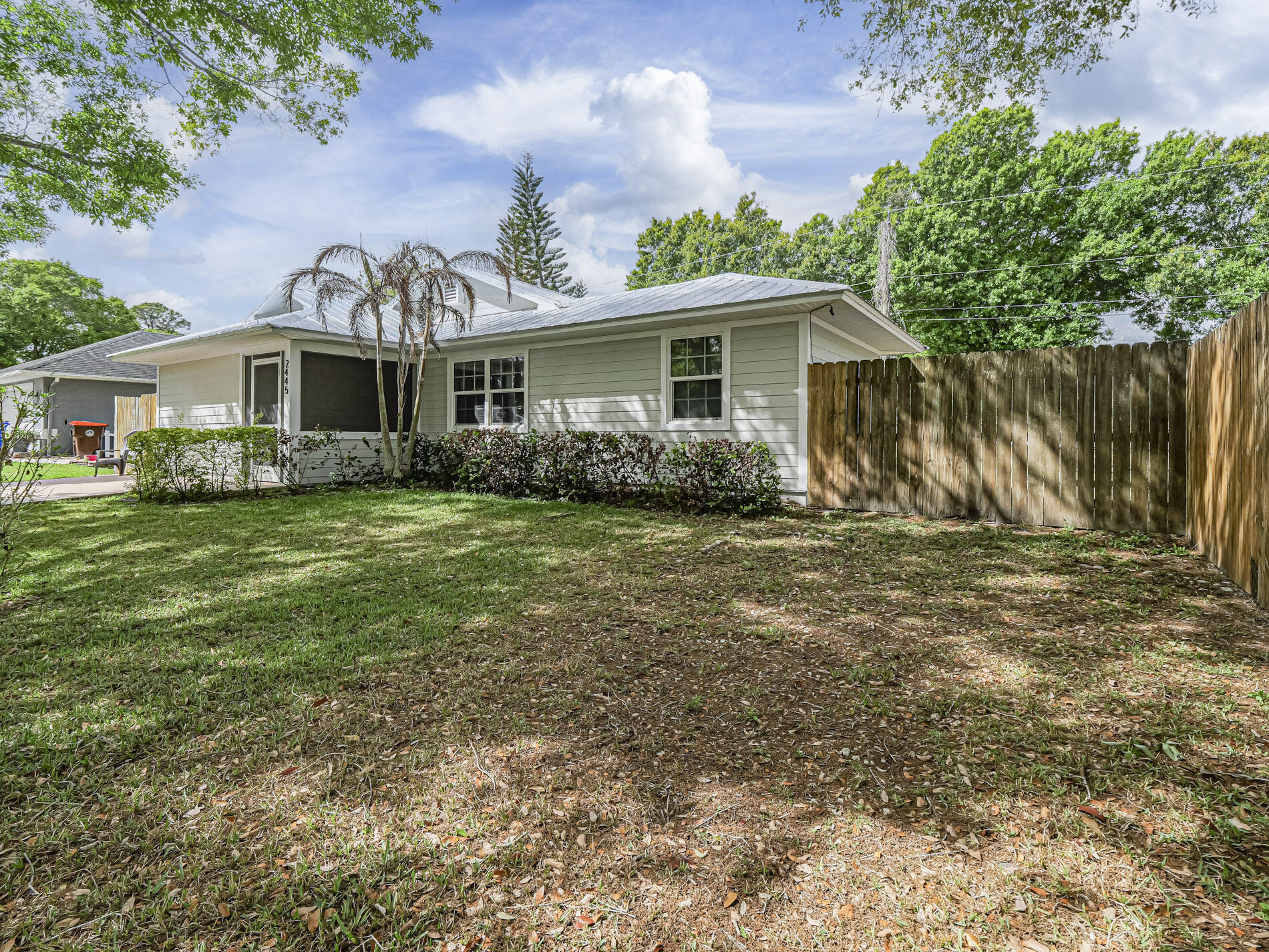 PARADISE PARK UNIT NO 2 - Residential