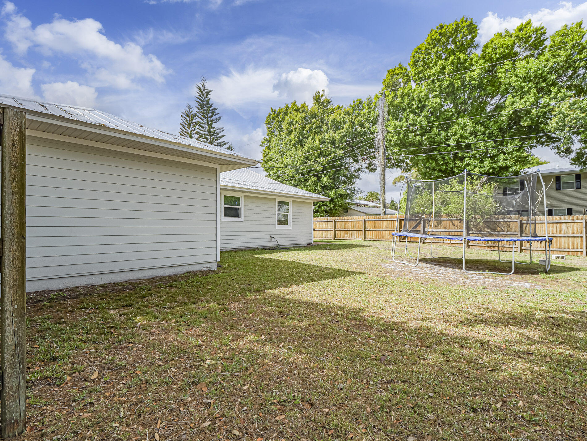 PARADISE PARK UNIT NO 2 - Residential