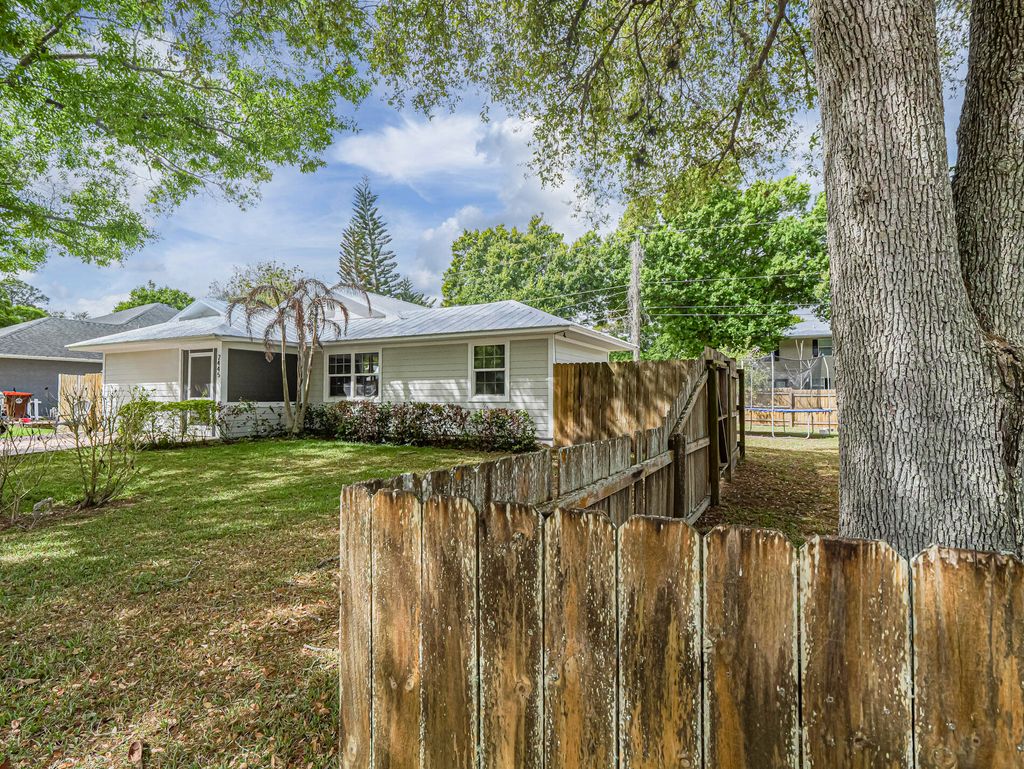 Photo of 2445 88th Court, Vero Beach, FL 32966 (MLS # R11169468)