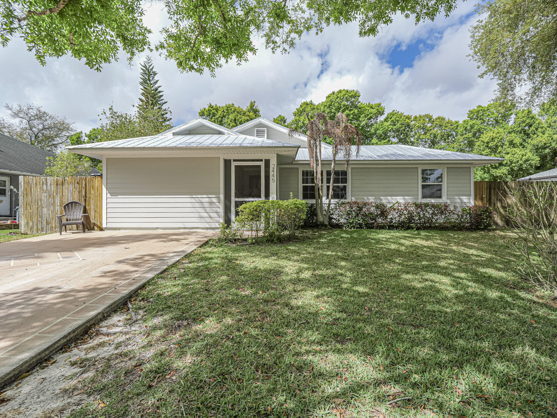 PARADISE PARK UNIT NO 2 - Residential