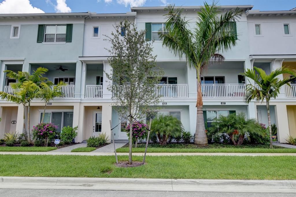 Photo of 4135 Faraday Way, Palm Beach Gardens, FL 33418 (MLS # R10881277)