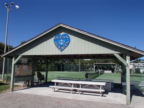 A home in Hutchinson Island