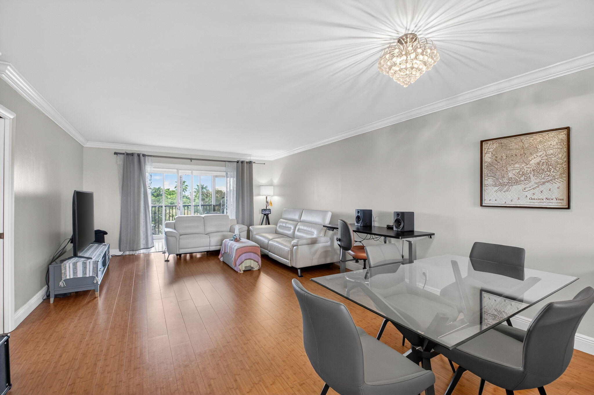 HUNTINGTON LAKES SEC ONE CONDOS - Residential