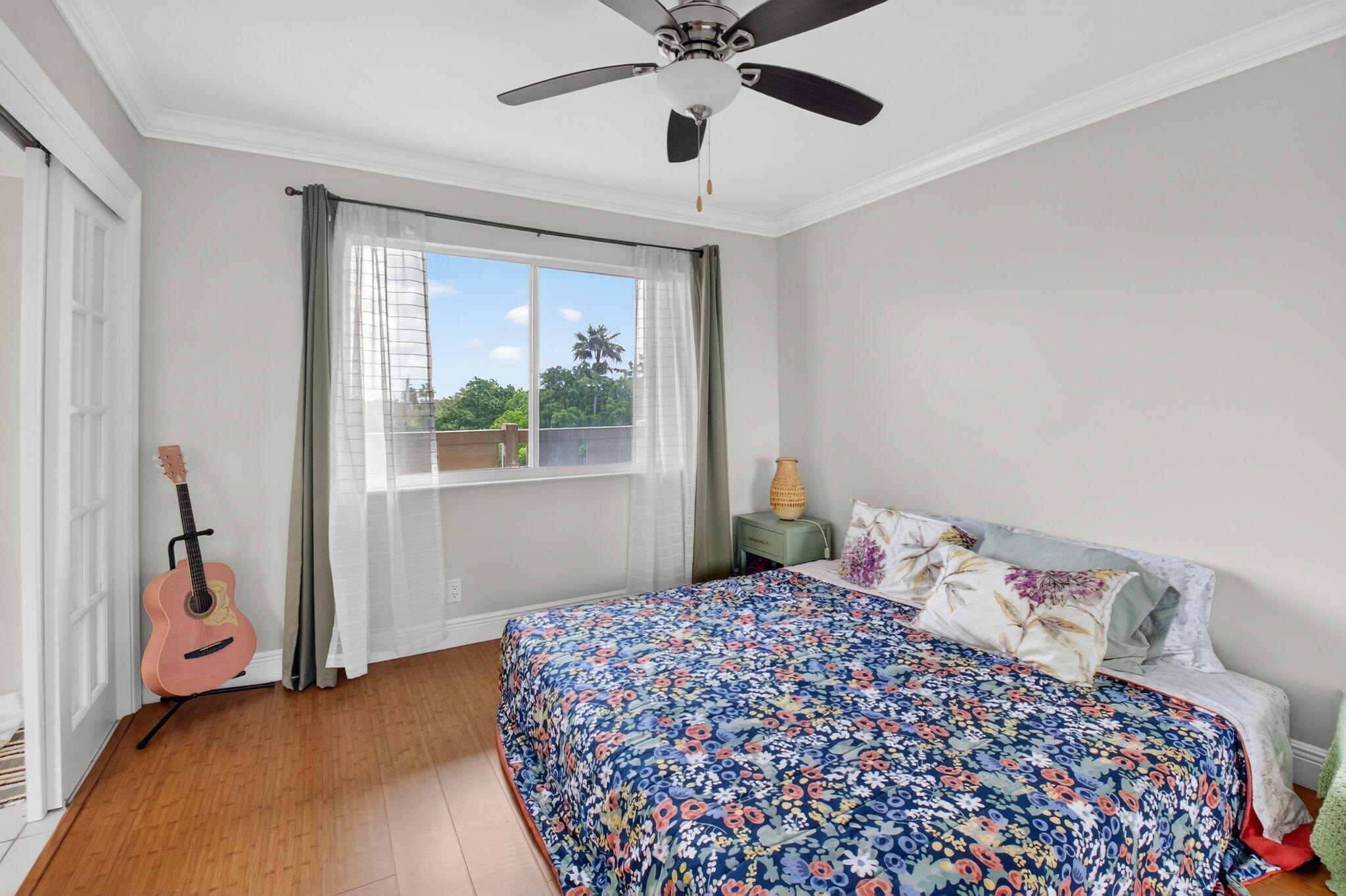 HUNTINGTON LAKES SEC ONE CONDOS - Residential