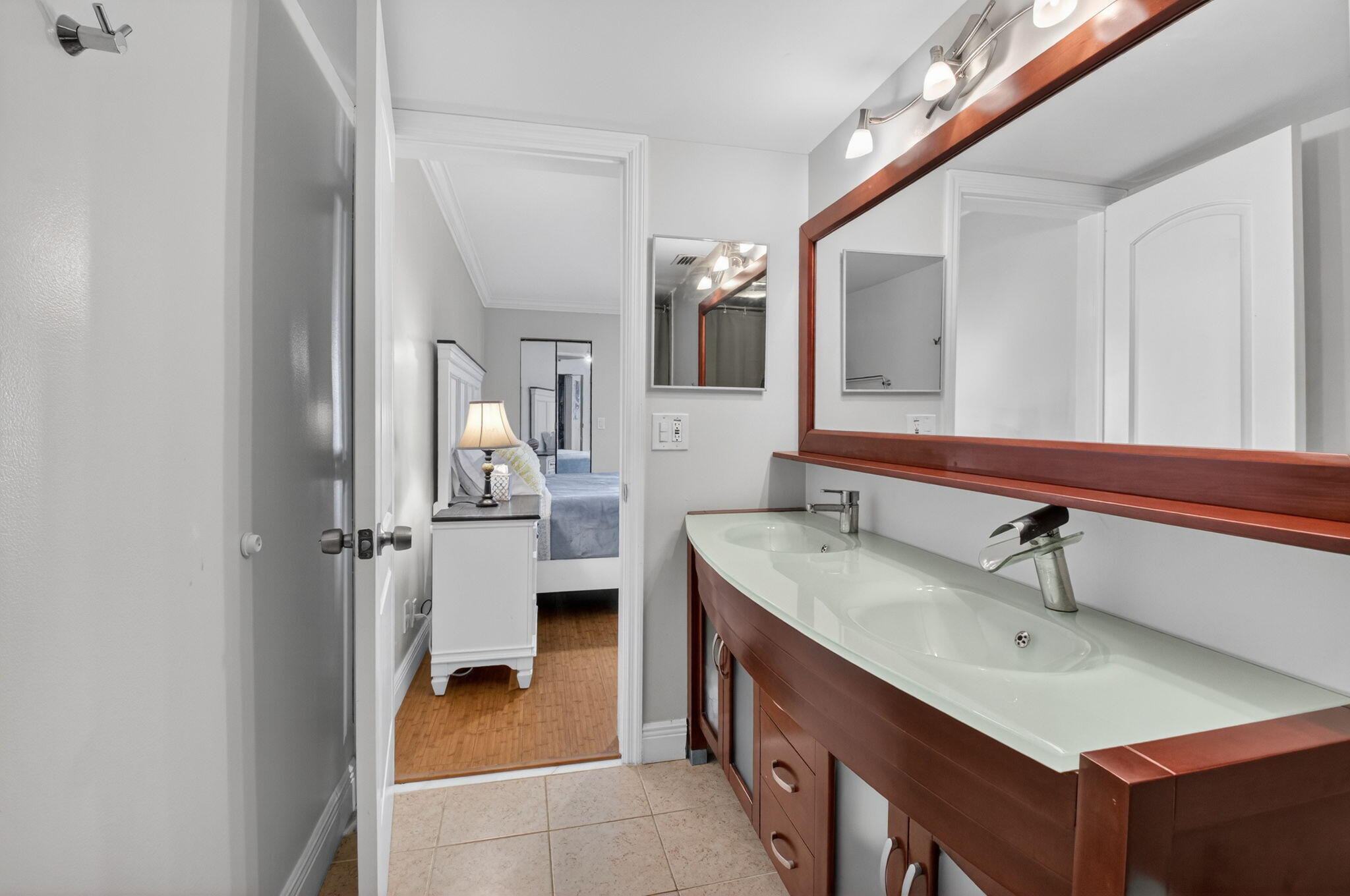 HUNTINGTON LAKES SEC ONE CONDOS - Residential