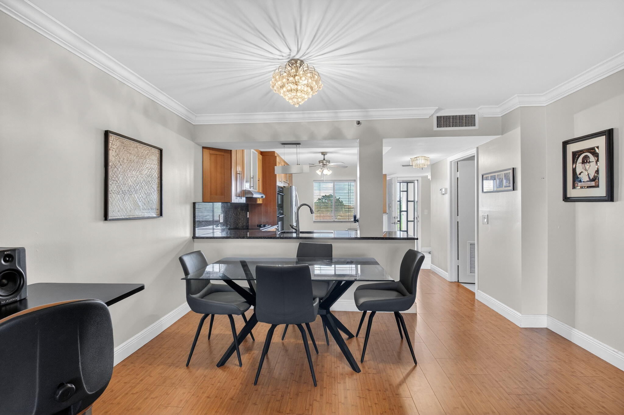 HUNTINGTON LAKES SEC ONE CONDOS - Residential