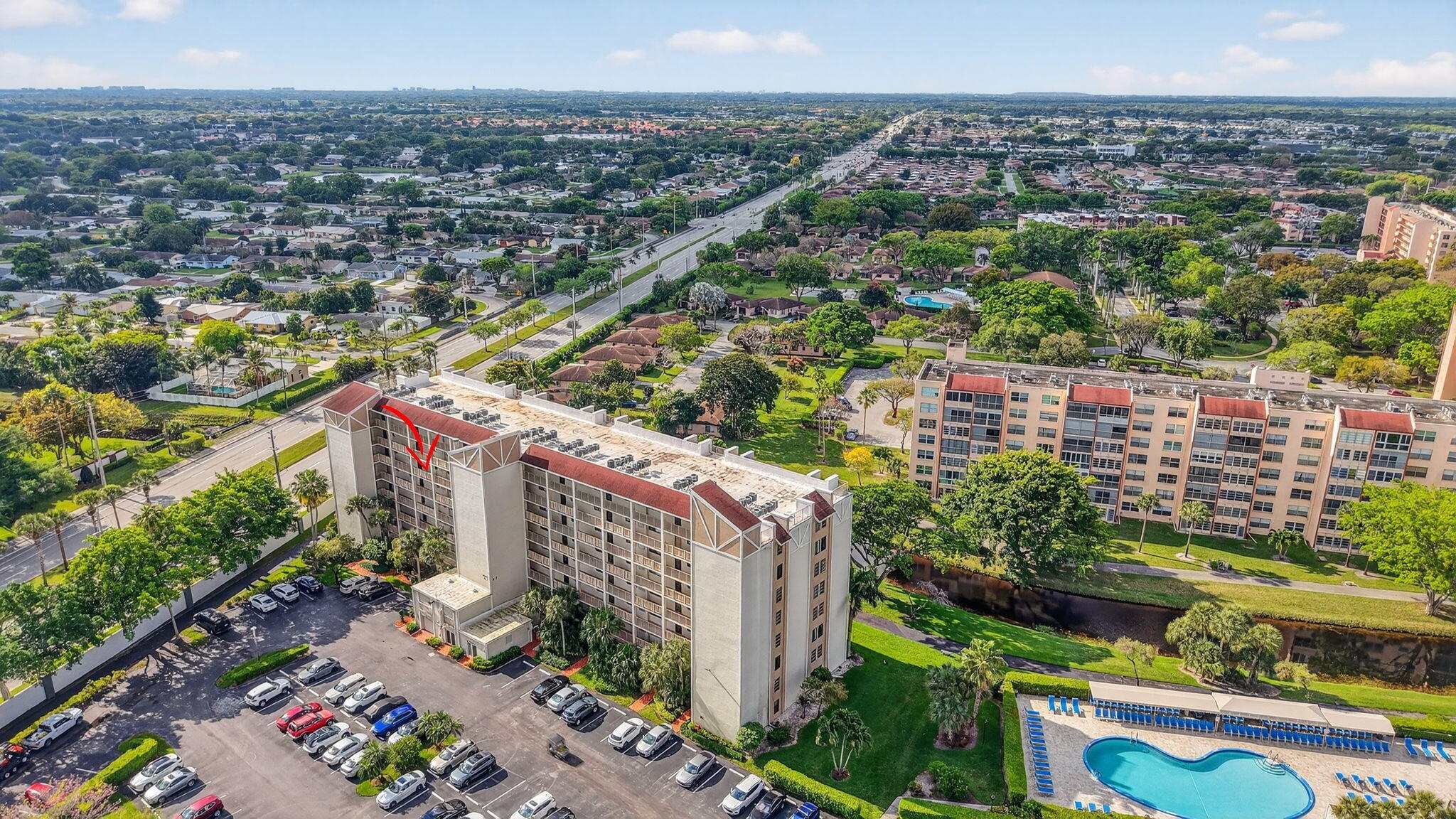 HUNTINGTON LAKES SEC ONE CONDOS - Residential