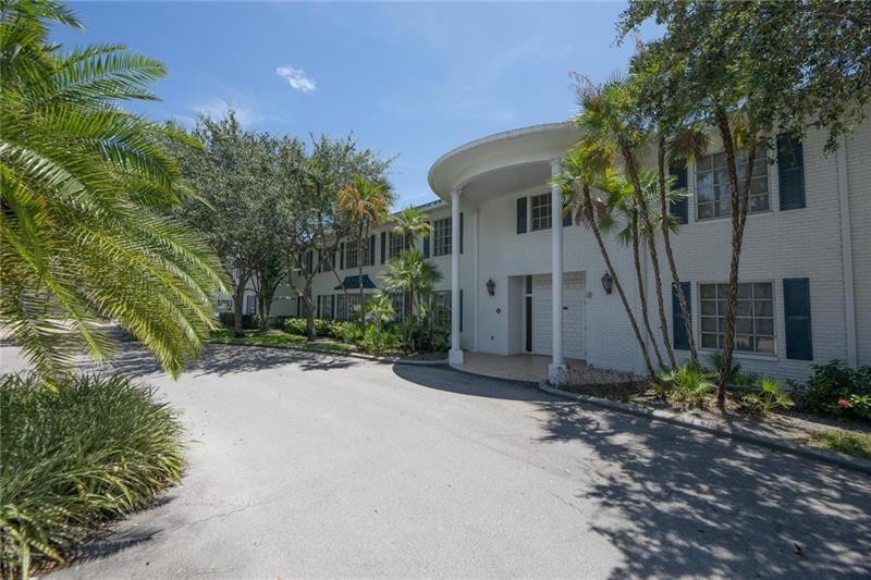 Imperial Point Colonnades - Residential