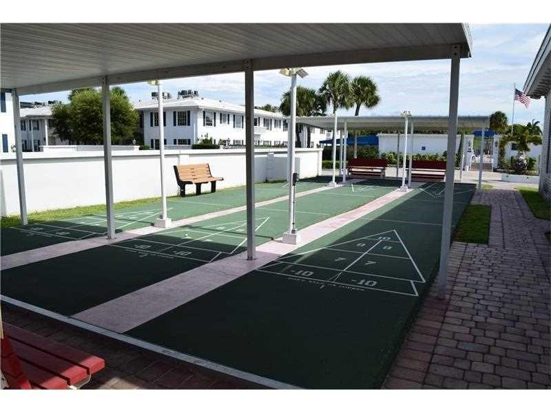 Imperial Point Colonnades - Residential