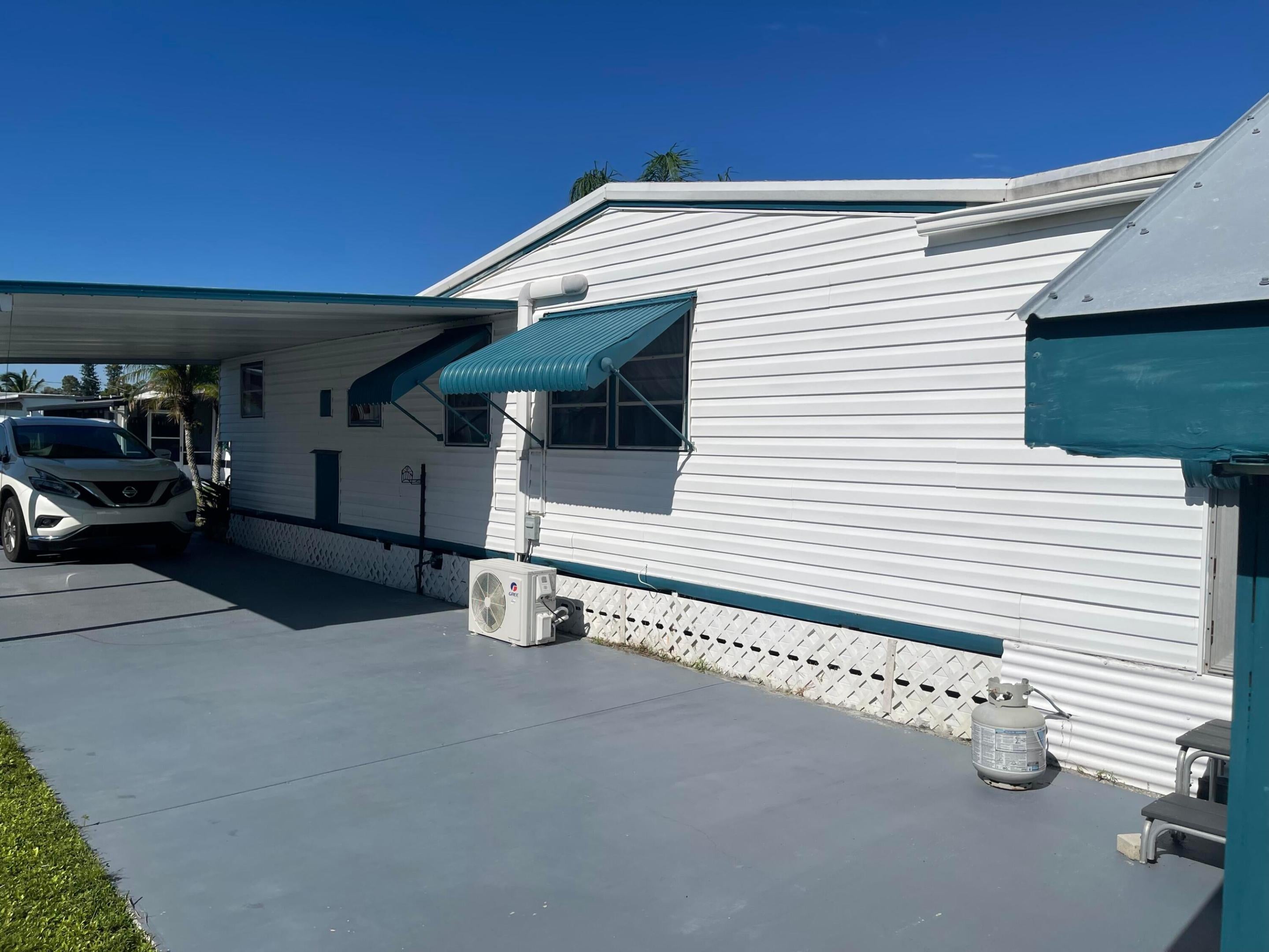 5400 SE Jack Avenue M13