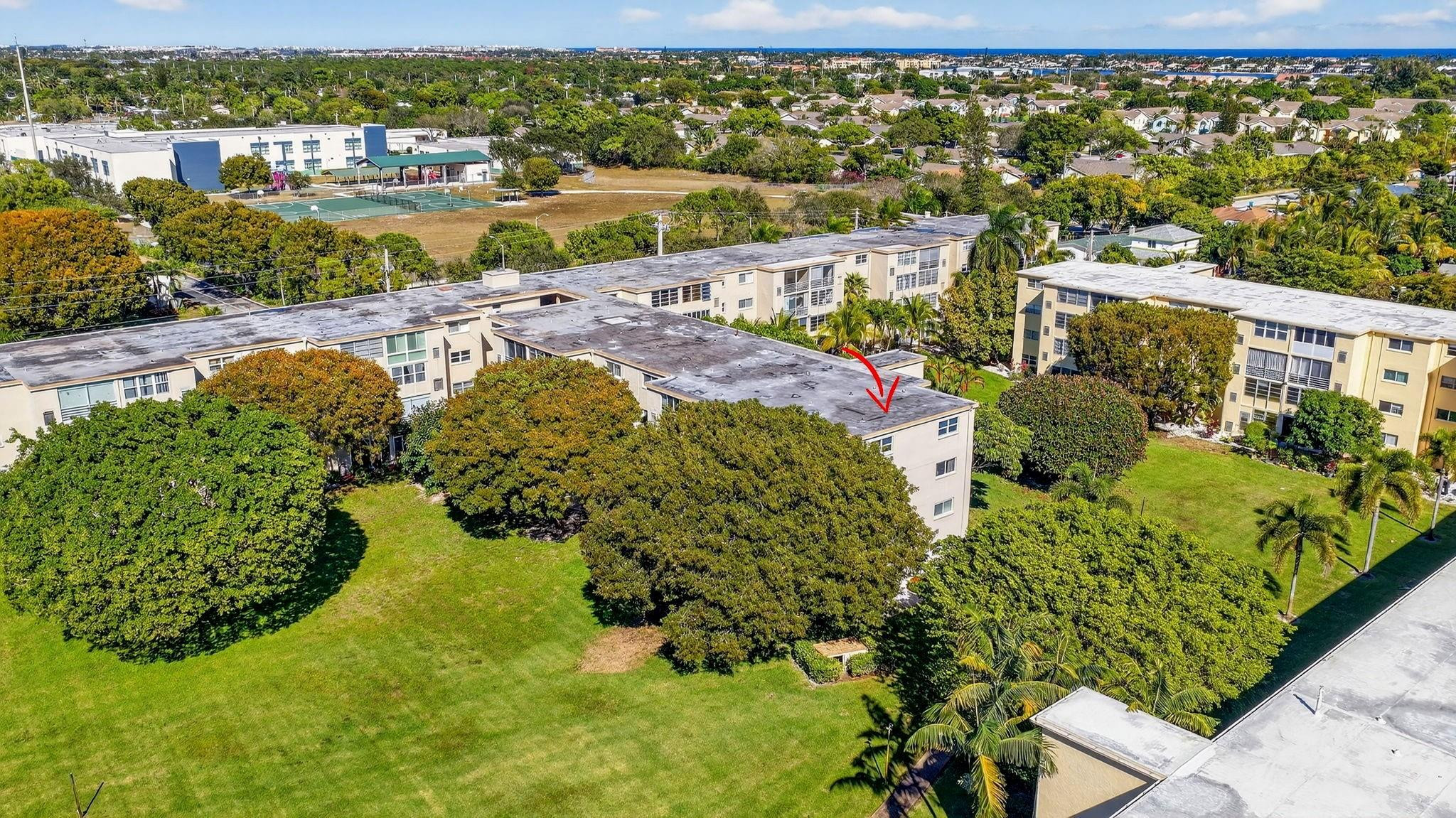 VILLAGE ROYALE FOREST GREEN - Residential