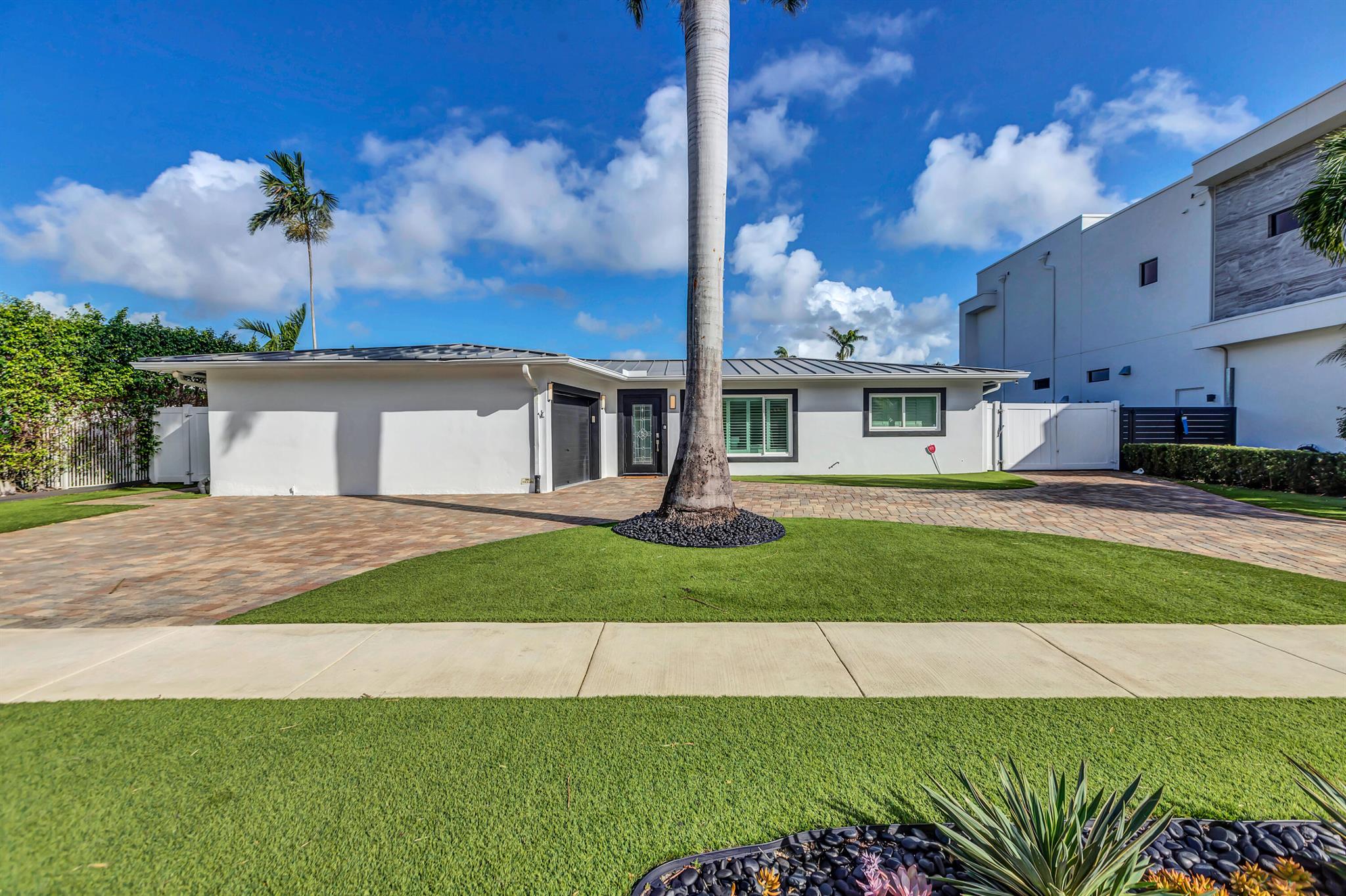 BOCA HARBOUR 5TH SEC - Residential Lease