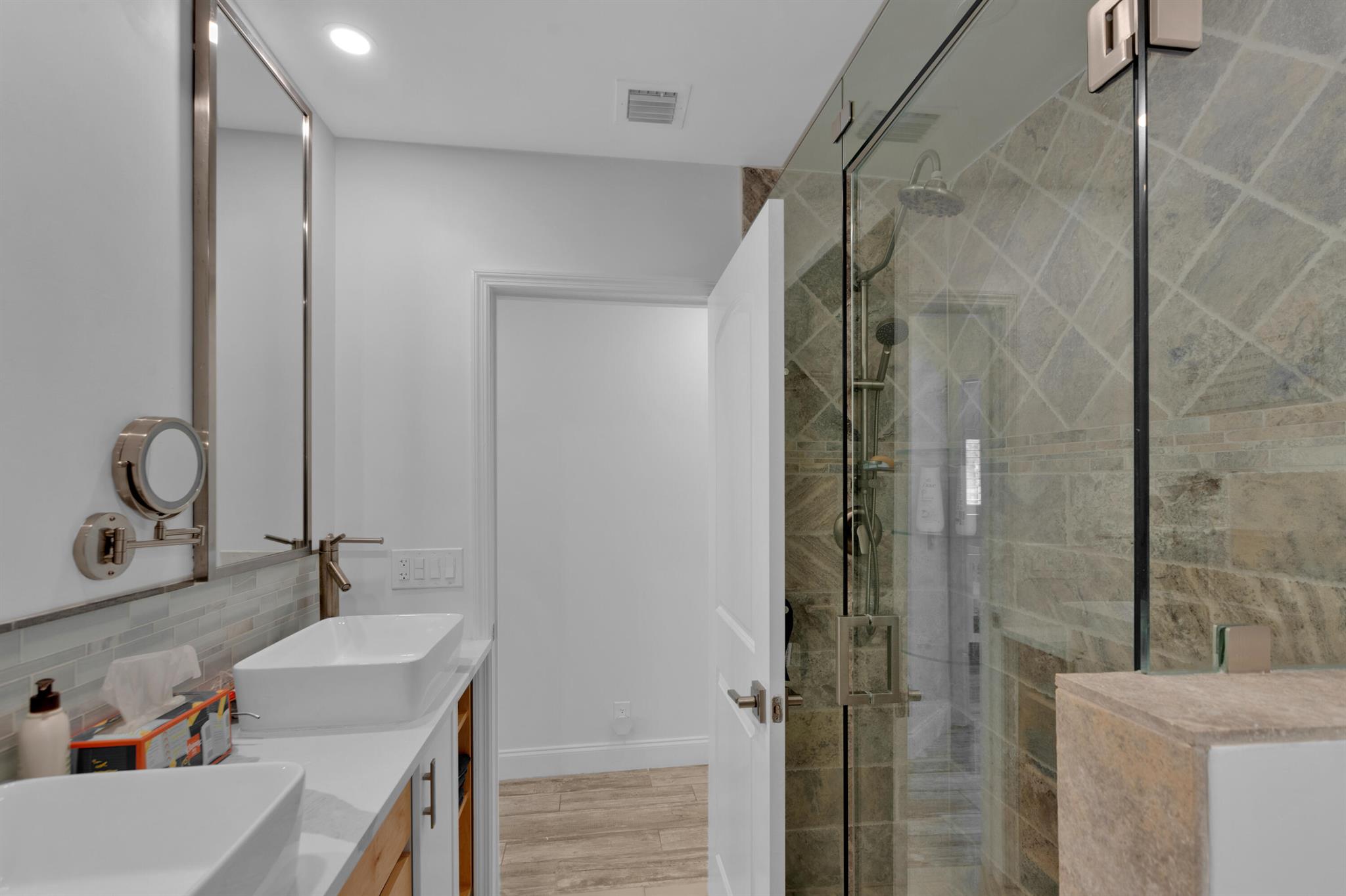 BOCA HARBOUR 5TH SEC - Residential Lease