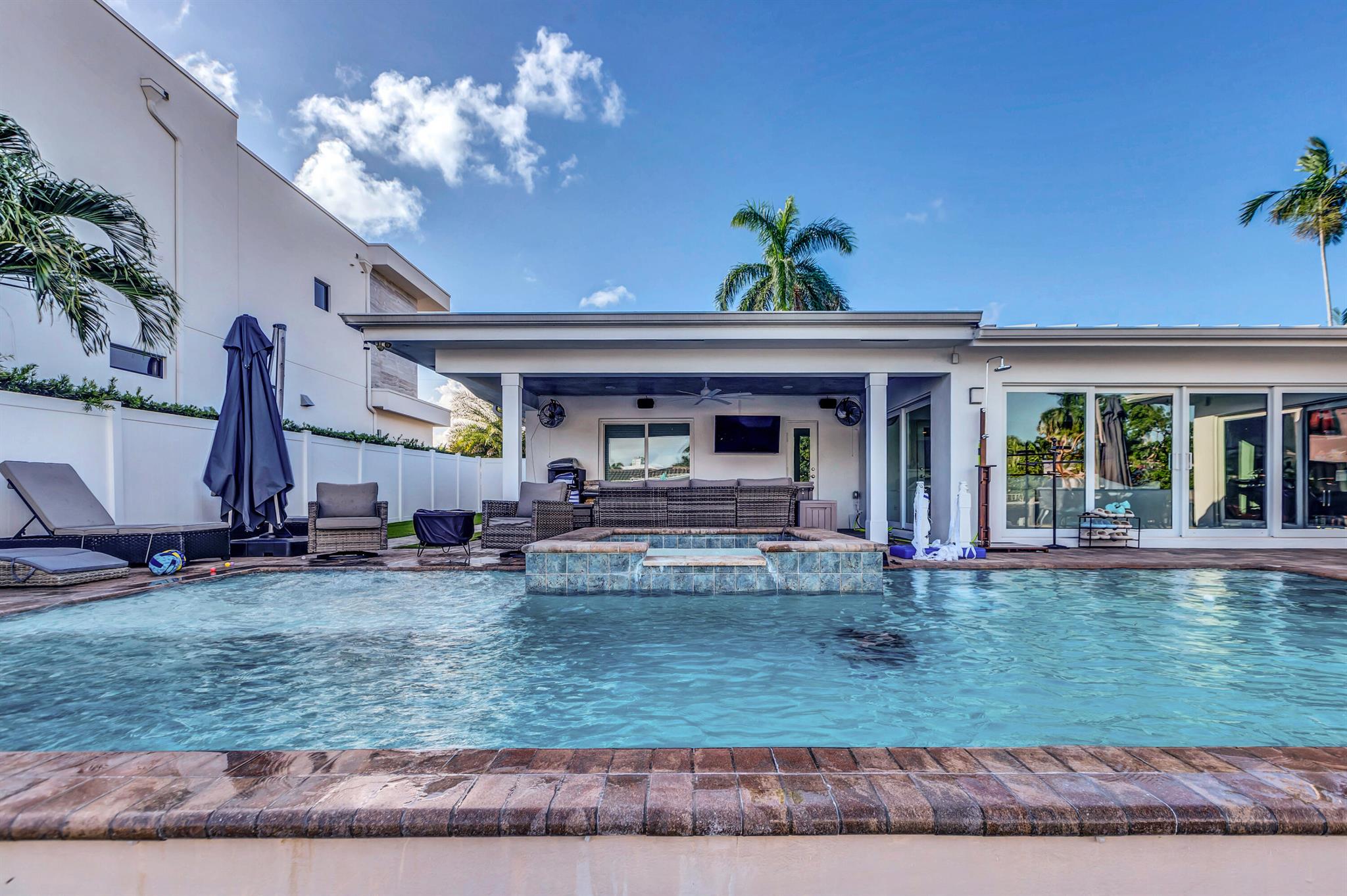 BOCA HARBOUR 5TH SEC - Residential Lease