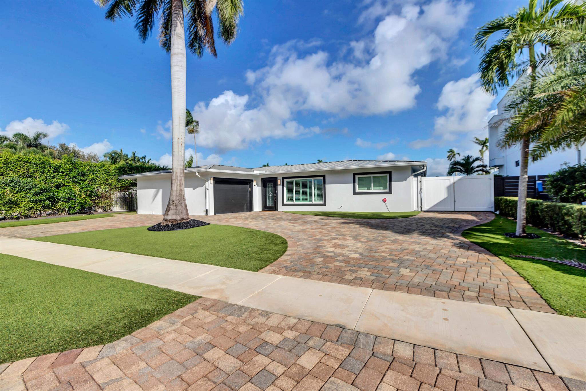 BOCA HARBOUR 5TH SEC - Residential Lease