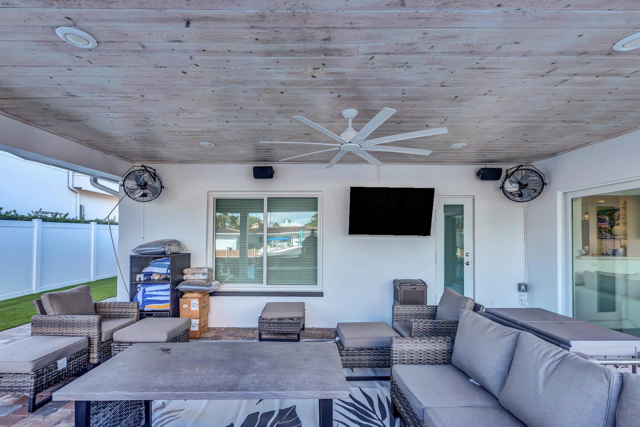 BOCA HARBOUR 5TH SEC - Residential Lease