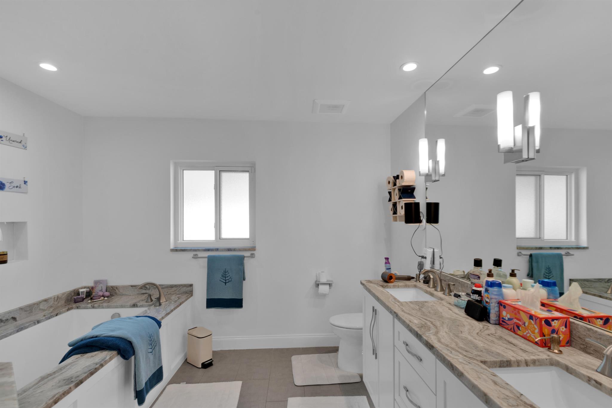 BOCA HARBOUR 5TH SEC - Residential Lease