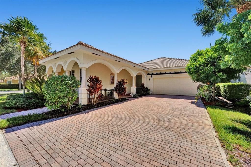 Photo of 171 Via Catalunha, Jupiter, FL 33458 (MLS # R10750644)