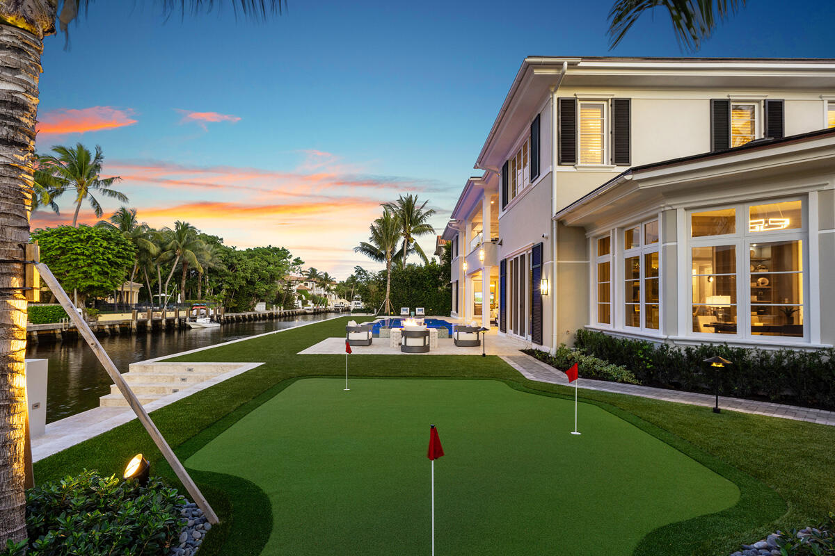 ROYAL PALM YACHT & COUNTRY CLUB - Residential