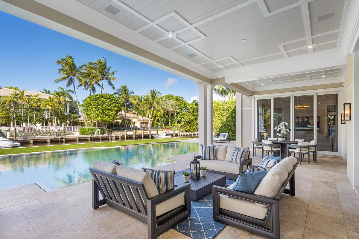 ROYAL PALM YACHT & COUNTRY CLUB - Residential