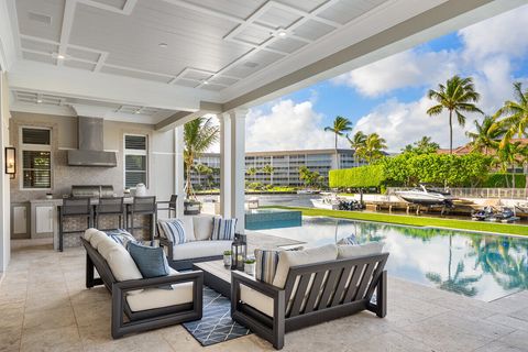 Tiny photo for 133 W Coconut Palm Road, Boca Raton, FL 33432 (MLS # B26015952)