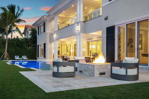 Tiny photo for 133 W Coconut Palm Road, Boca Raton, FL 33432 (MLS # B26015952)